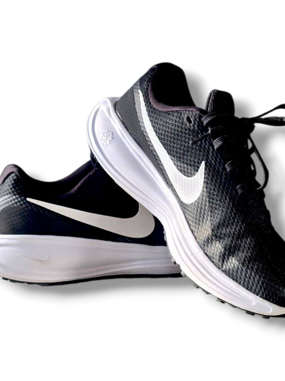 Nike Women's Black/White Running Shoes